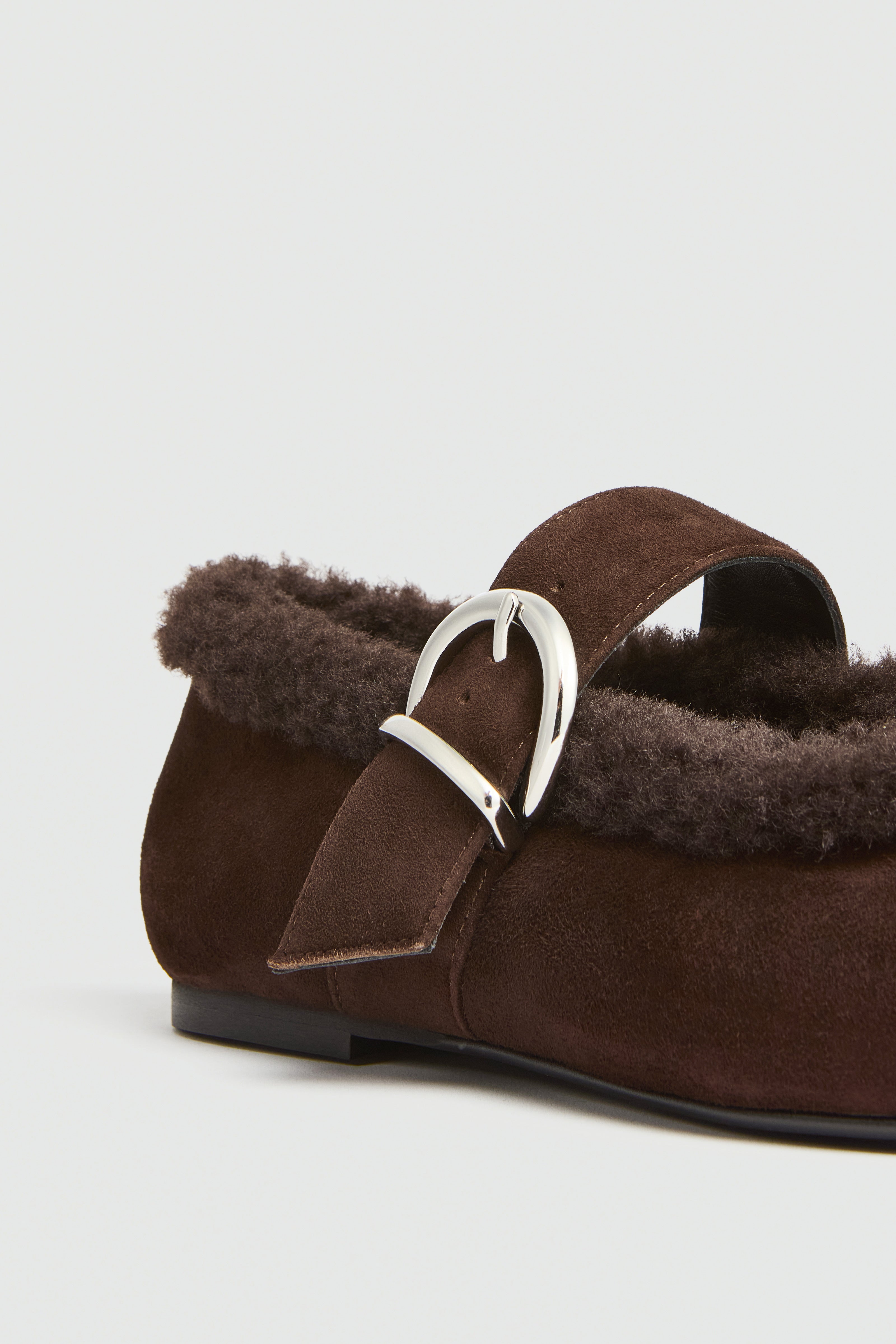 Liviana Conti Solene ballerines CACAO daim boucle