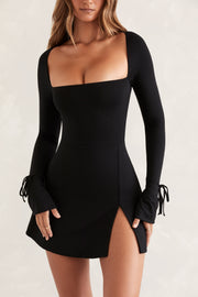 Oh Polly Baize robe mini noire col carré manches longues