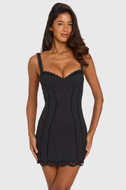Oh Polly Keava mini robe noire rayée dentelle