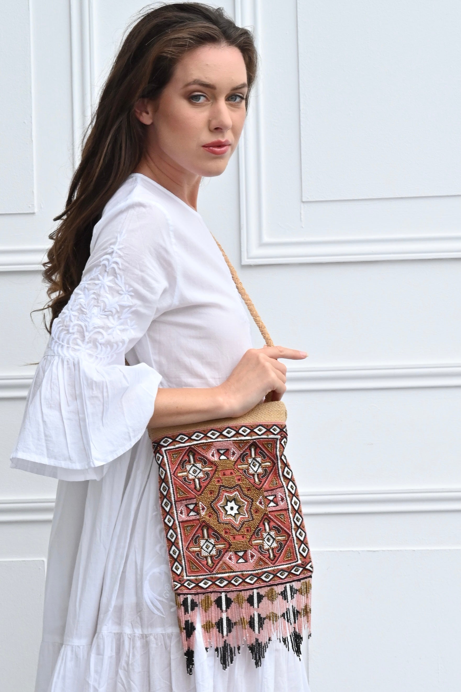CHICOSOLEIL HIPPIE sac raffia brodé main