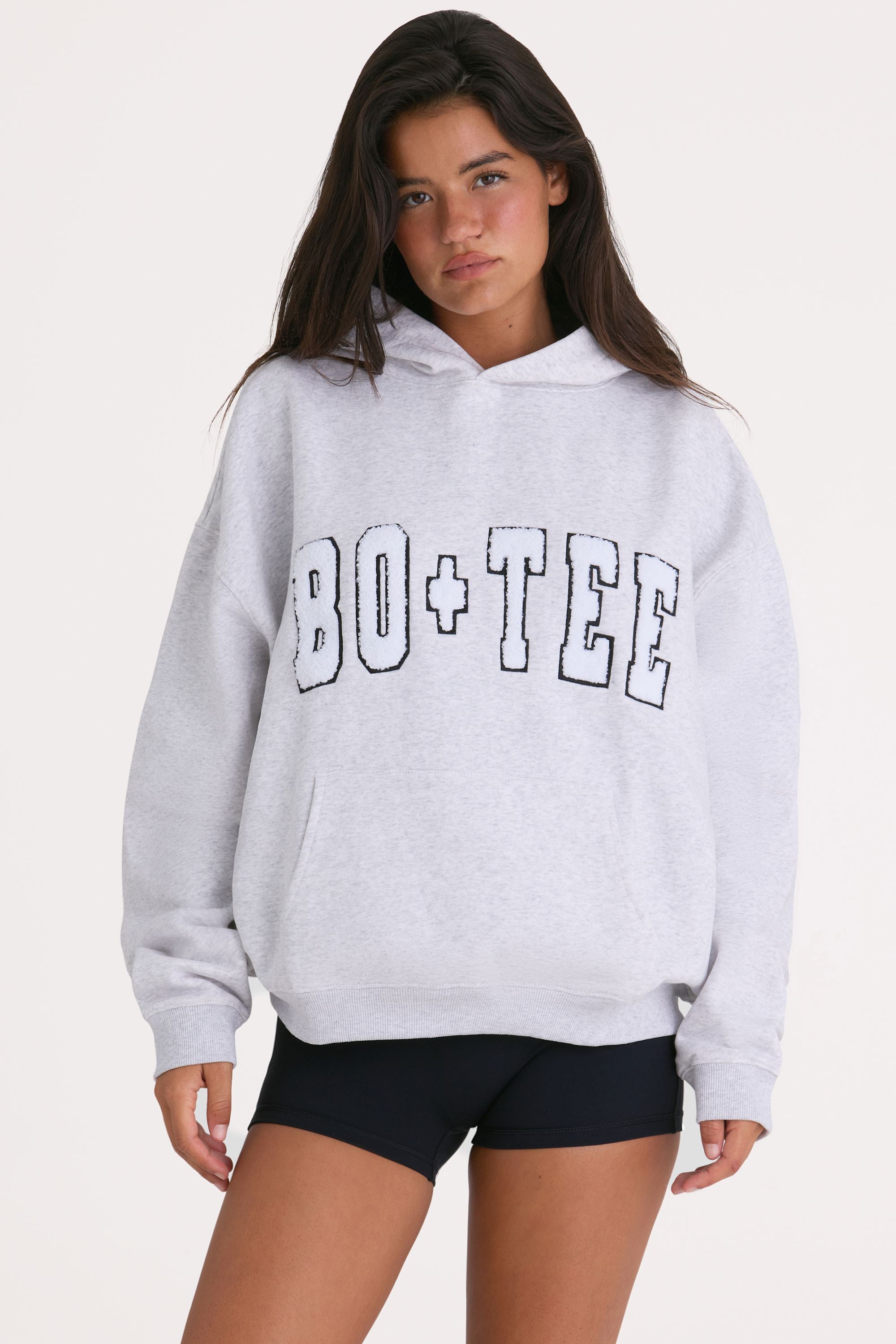 Oh Polly Knitwear BT0493 sweat à capuche gris coupe oversize
