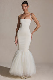 Oh Polly Adelpha Tulle Hem Fishtail Robe longue ivoire satin