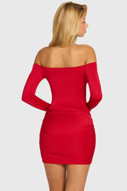 Oh Polly Xael mini robe rouge cerise épaules dénudées jersey