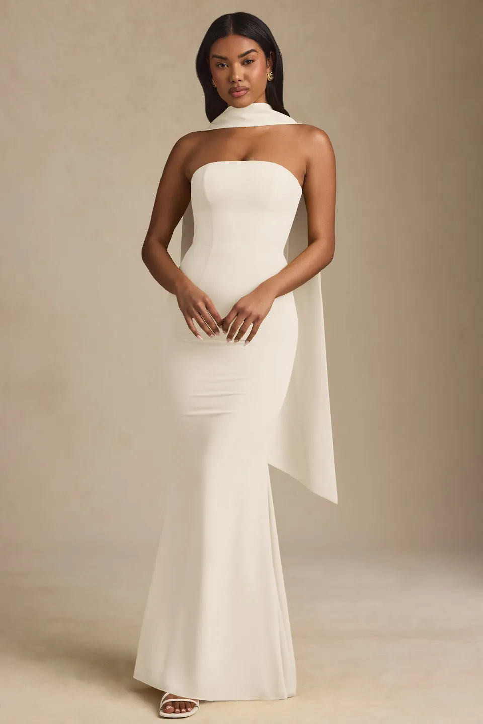 Oh Polly Imogene Robe bustier ivoire avec foulard