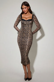Oh Polly Dresses Deliana robe midaxi léopard ruchée manches longues