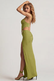 Oh Polly Imara robe maxi vert olive asymétrique fente