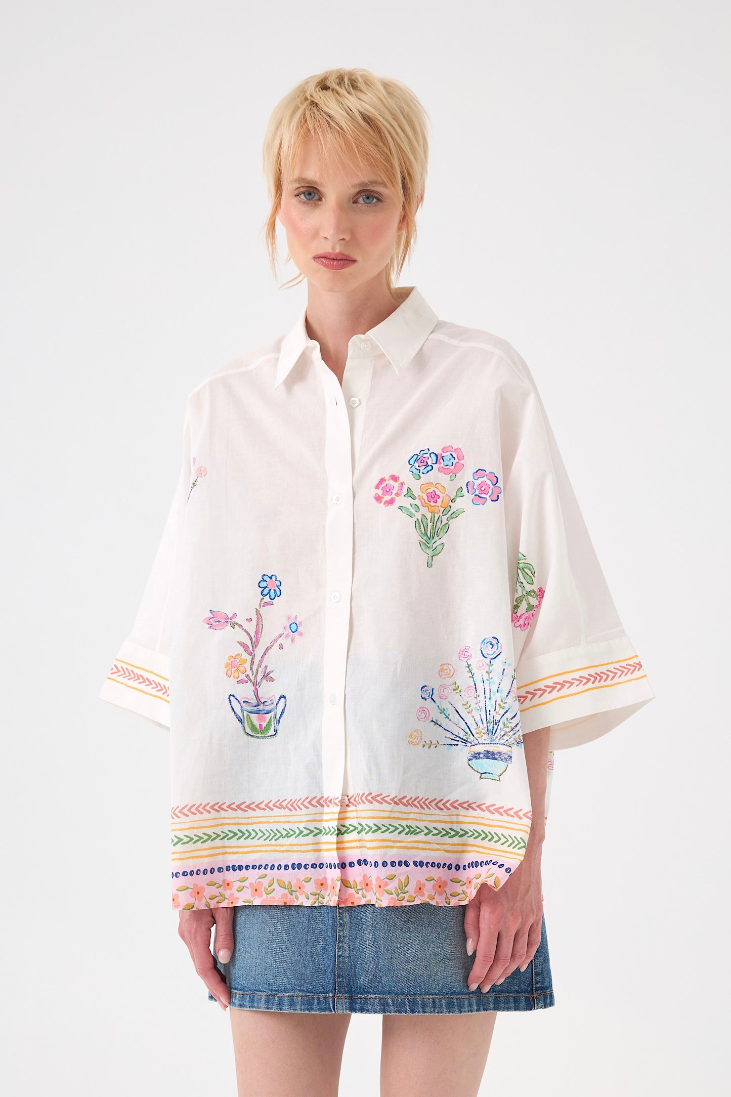 Chicosoleil Chemise Janah blanche coton fleurs brodées