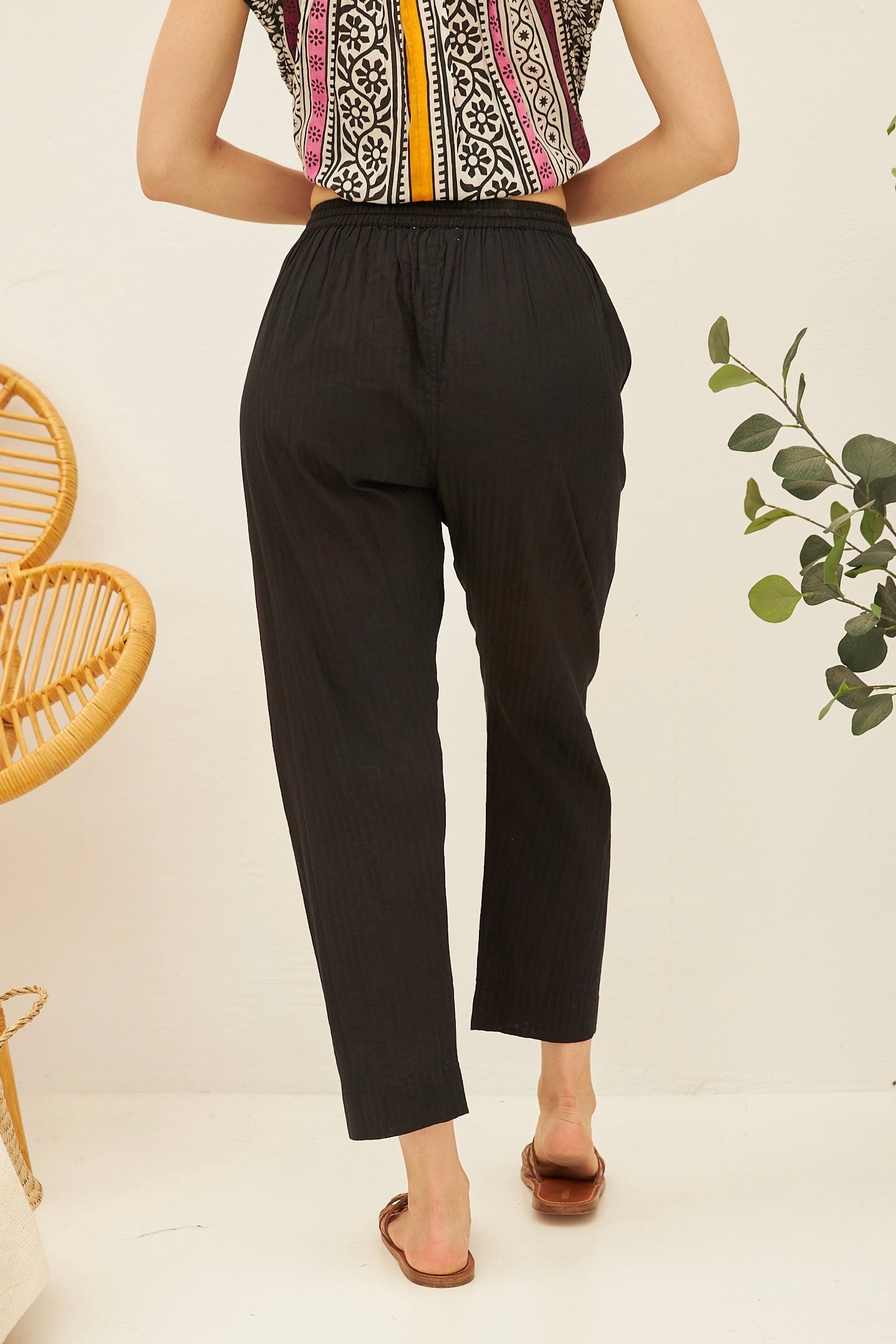 Chicosoleil Pantalons Bonao pantalon noir coton stripe