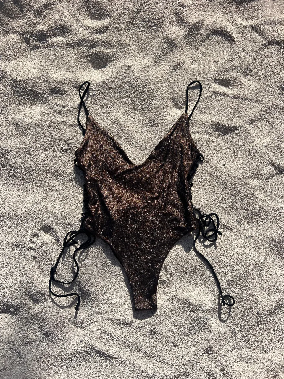 The Ethiquette Oria maillot une pièce pailleté