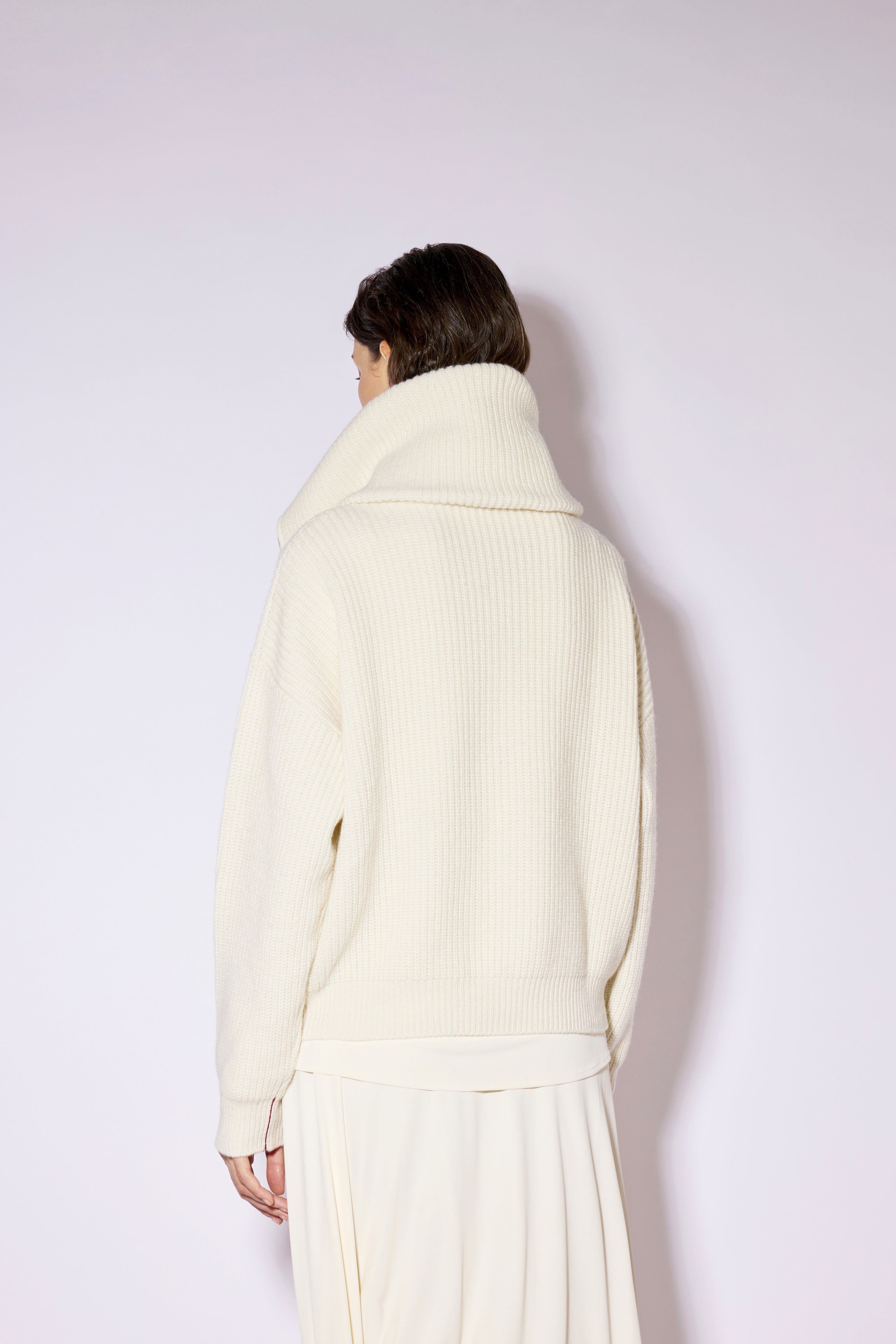 Liviana Conti Evadne pull femme pomice cachemire côtelé