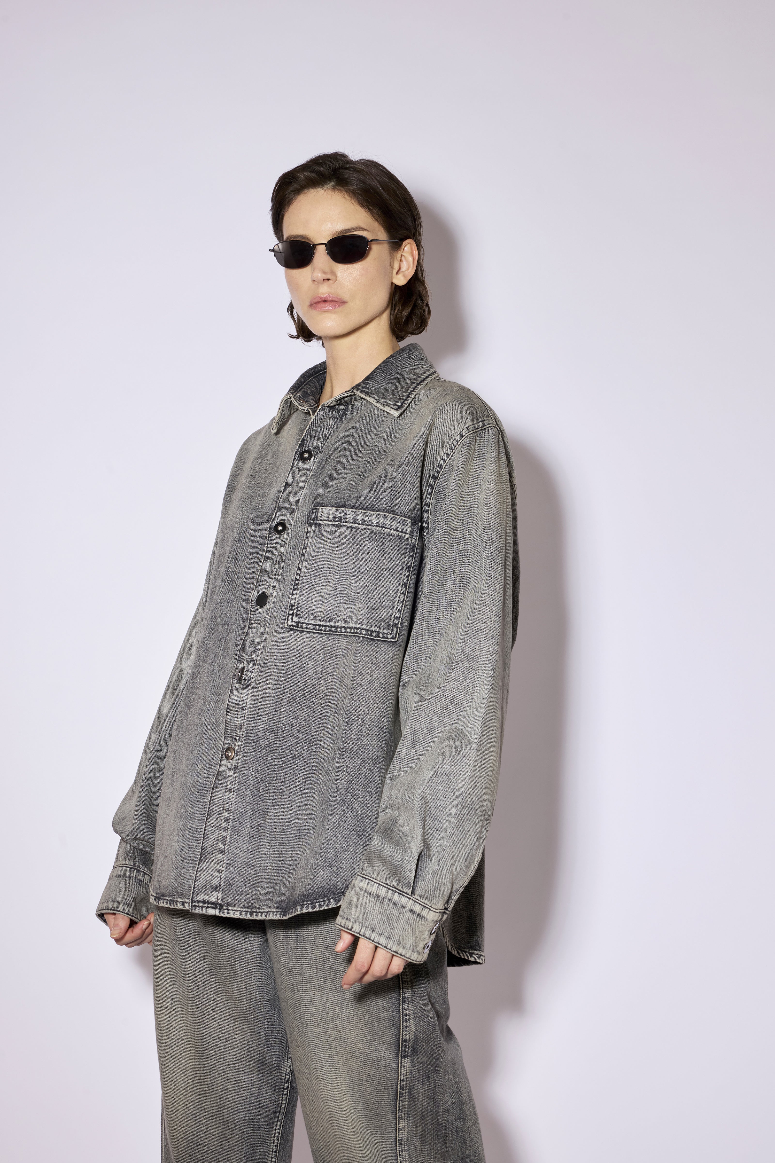 Liviana Conti Sienna veste chemise denim Gris oversize