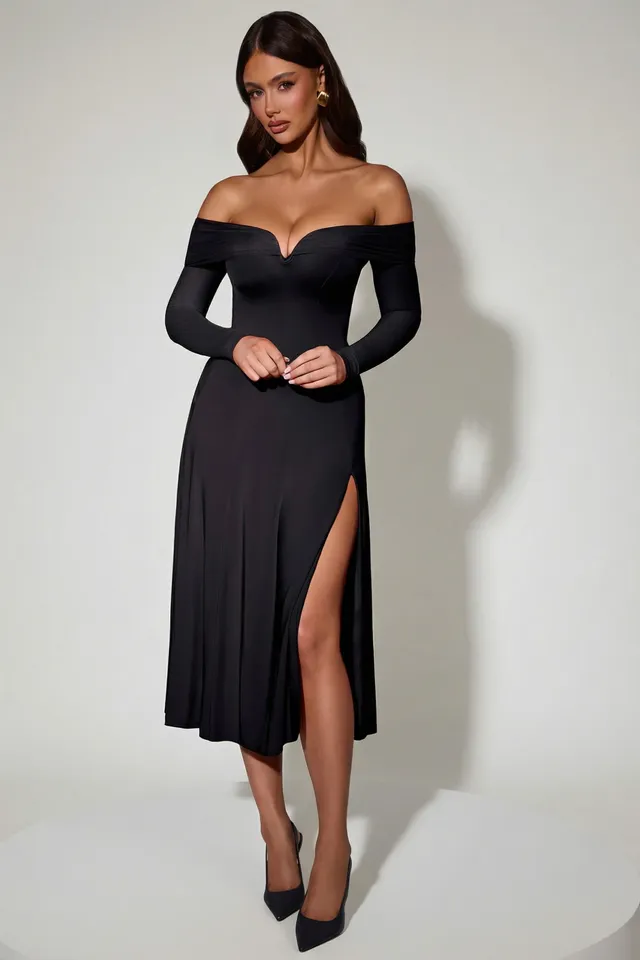 Oh Polly Nerissa 12683 robe midaxi noire épaules dénudées