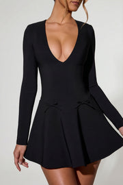 Oh Polly Graciela robe mini noire noeuds col V